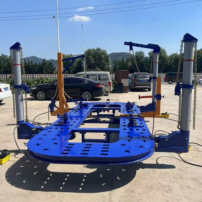 Attrezzatura Certificata CE pe - Car Frame Straightening recensione e prezzo